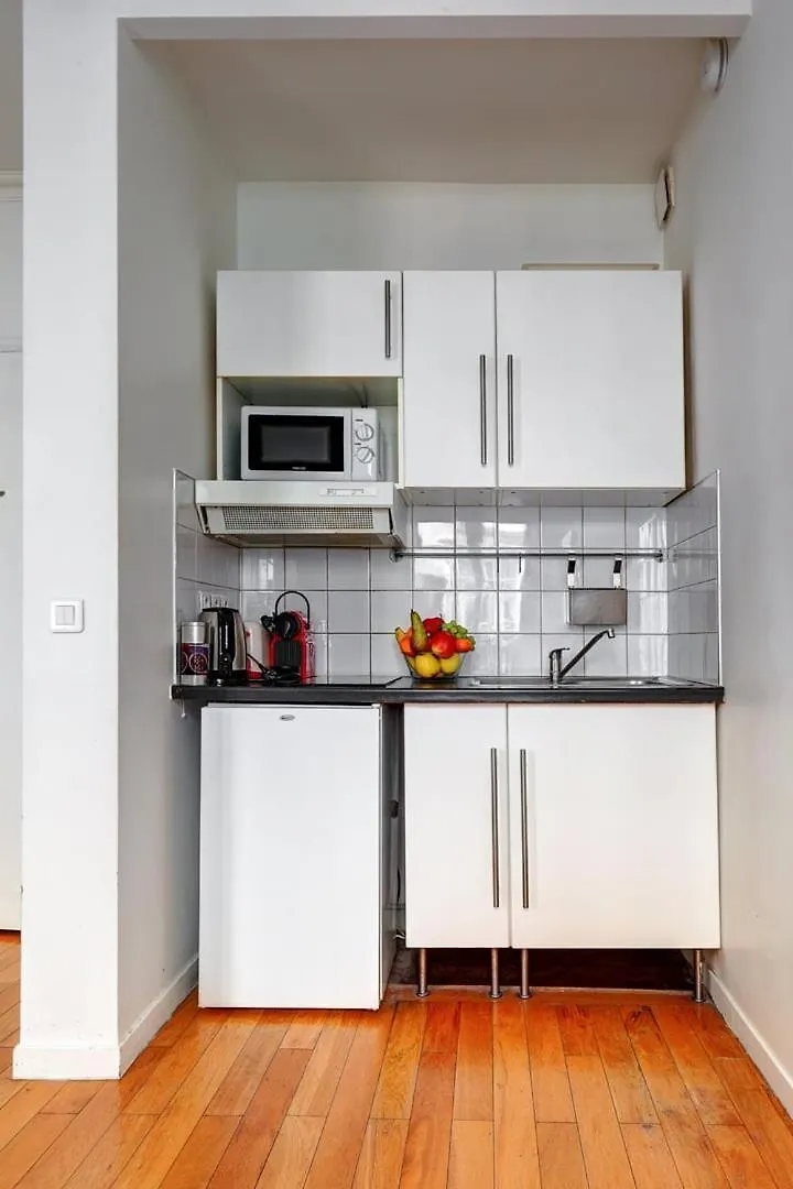 391 Suite Biot 5 - Superbe Appartement A Paris