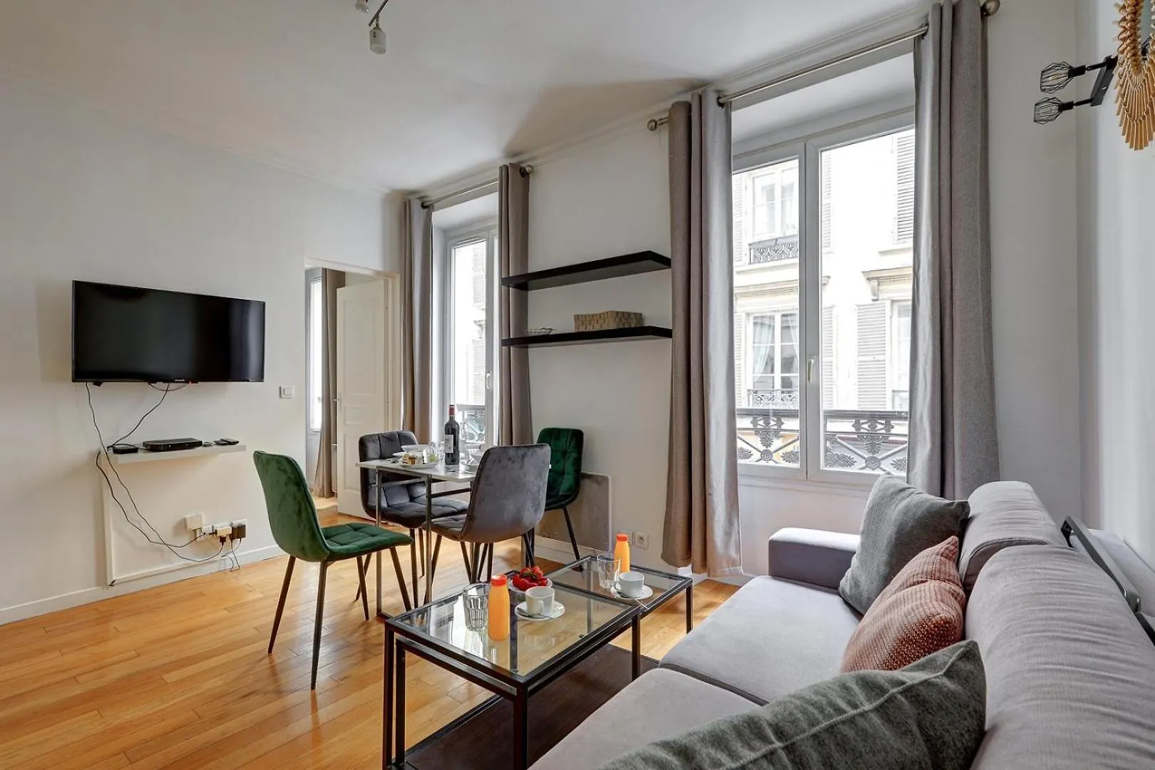 391 Suite Biot 5 - Superbe Appartement A Paris